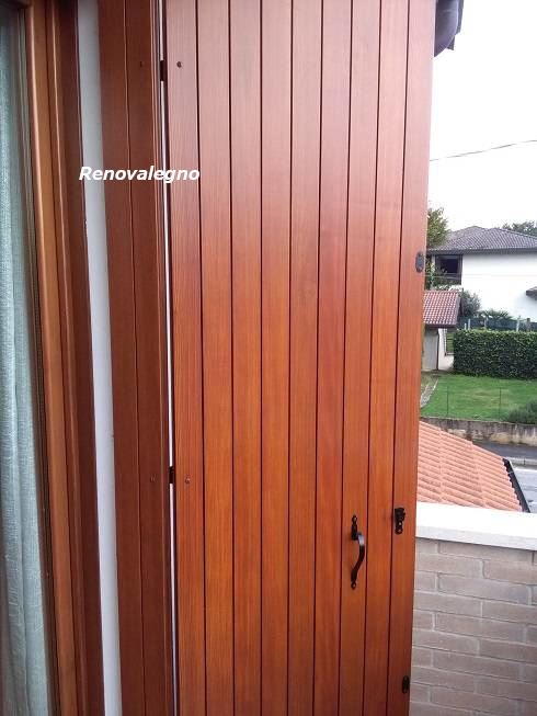 Riverniciatura scuri-Renovalegno- Padova-Mestre-Treviso-Vicenza-Renovalegno preventivi veloci compila subito il modulo online per te SCONTO 5% oppure 3200524112 whatsapp